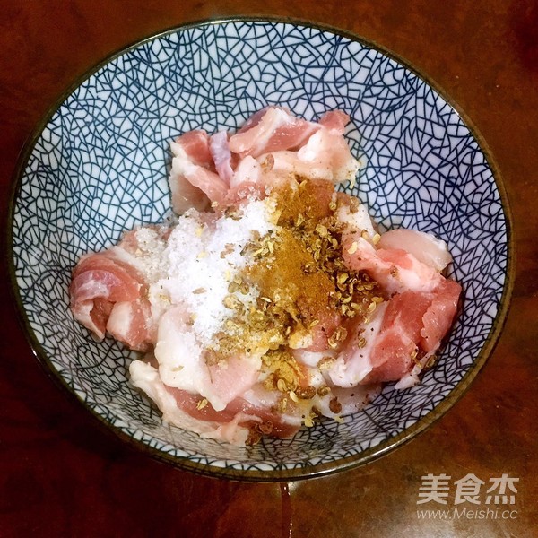 美味酸汤酥肉