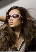 怎么在网上买眼镜产品?