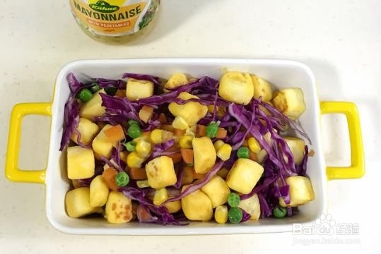 馒头蔬菜什锦沙拉的做法