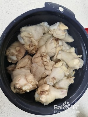 盐焗鸡翅根的做法