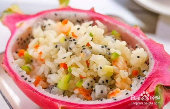 宝宝辅食-----火龙果炒饭的做法