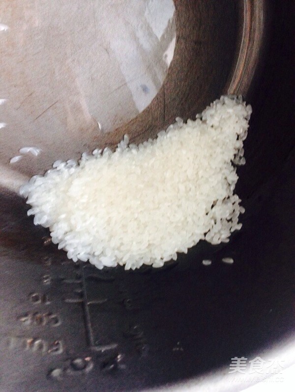 莲子桂圆粥的做法