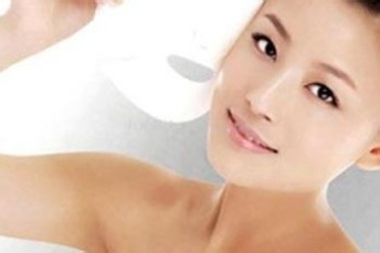 不同年龄保养肌肤的方法也不同