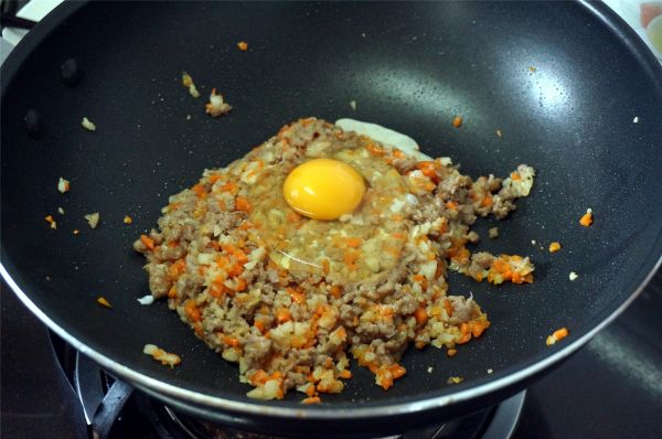 红萝卜马蹄炒肉末