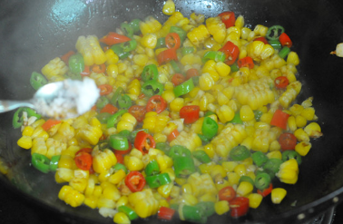 青辣椒炒玉米