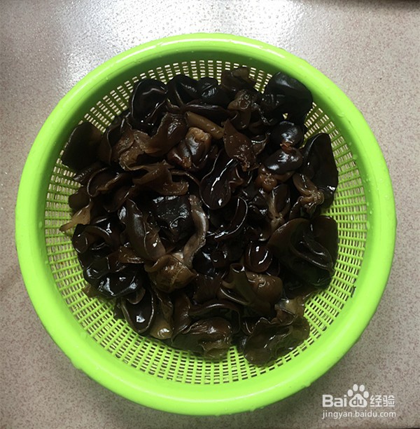 黄瓜拌黑木耳的做法
