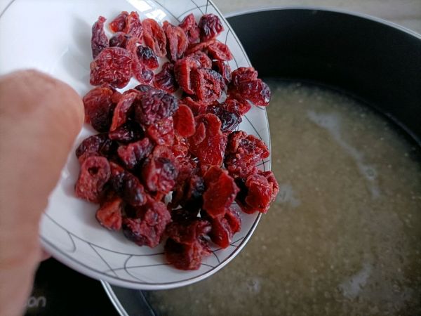 蔓越莓银耳西米羹