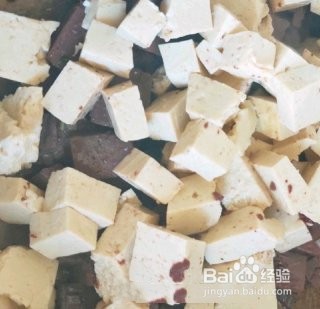 猪血豆腐汤的做法