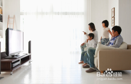 孩子总是看电视,不爱看书该怎么办?