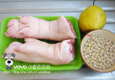 雪梨大豆猪手汤