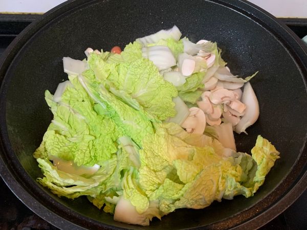 白菜豆腐火腿煲