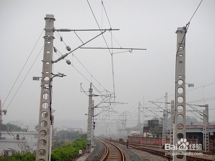 怎样避免电气化铁路带来伤害