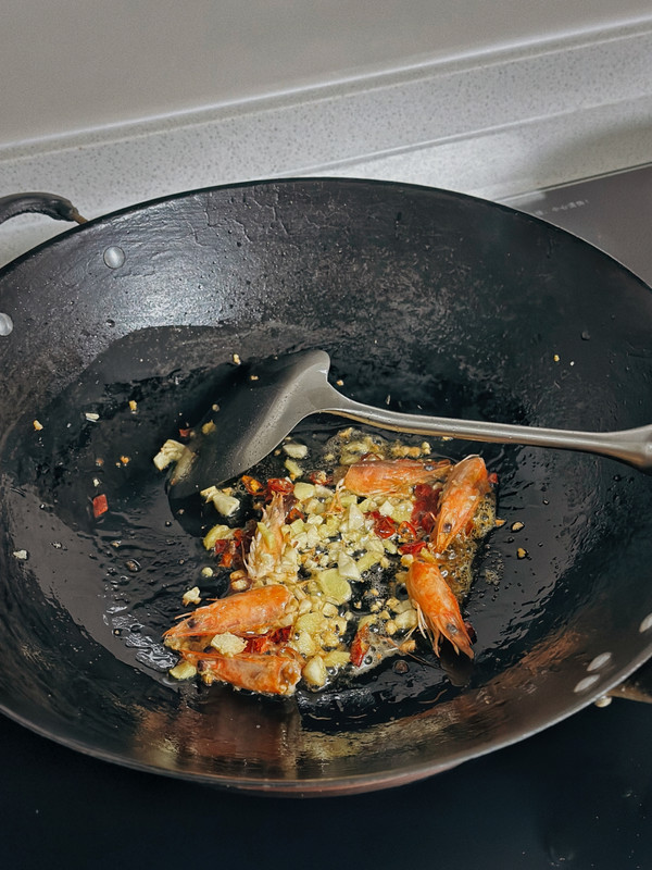 腐竹虾仁豆腐煲