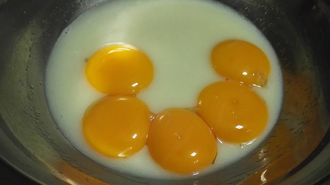 轻松教你制作8寸戚风蛋糕