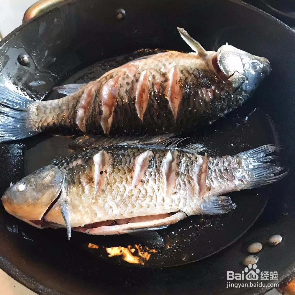 酸辣鲫鱼萝卜汤的做法——夏天没胃口吃什么？