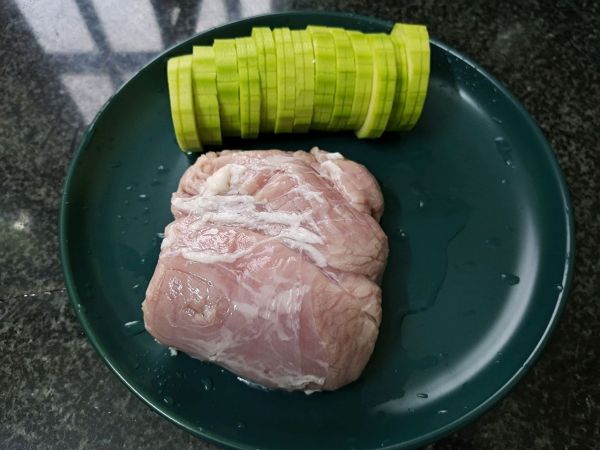 儿童版【西葫芦肉饼】