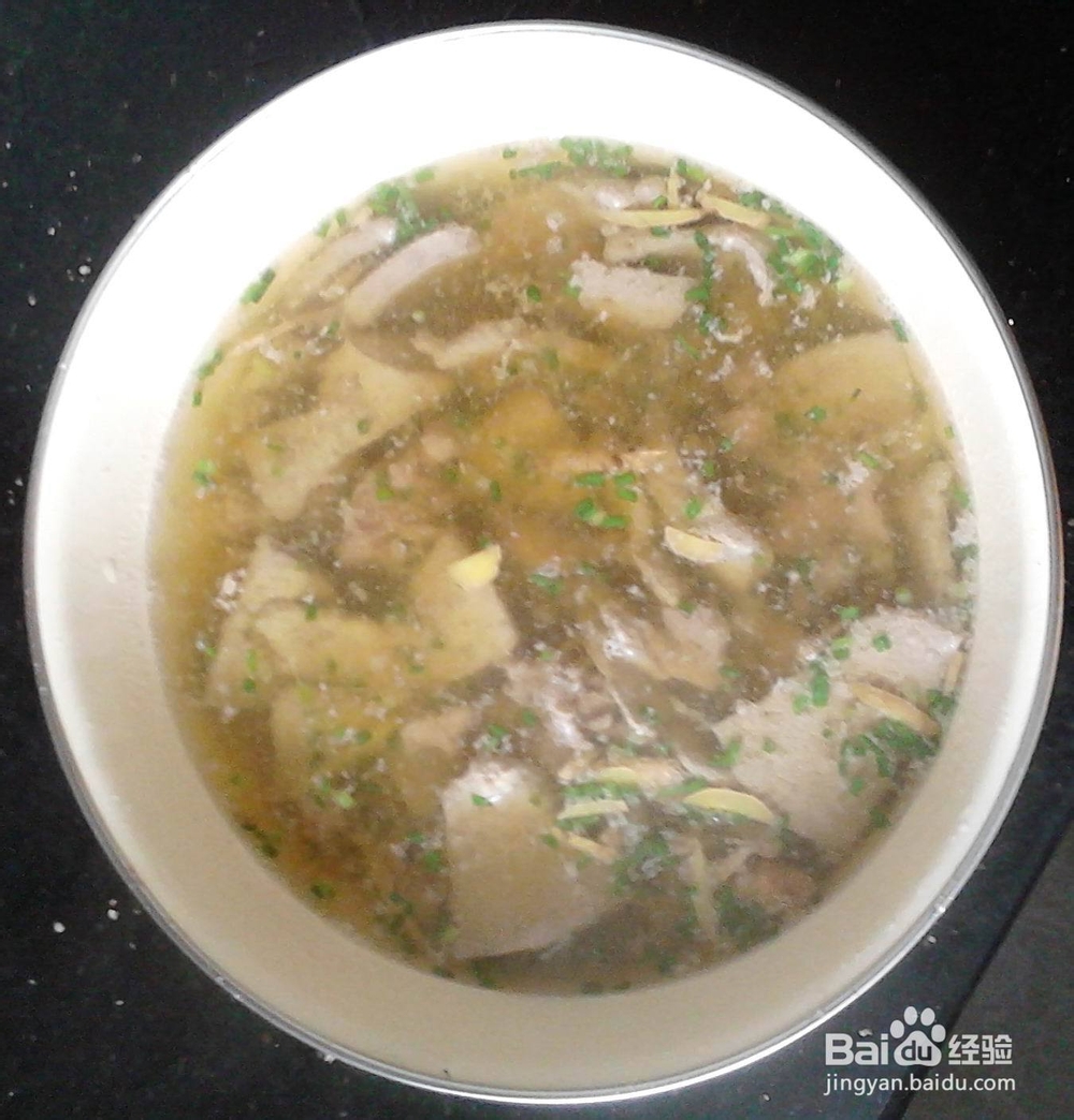 缺铁性贫血食疗菜品之：[1]汆猪肝瘦肉汤