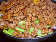 铁板孜然牛肉--做法