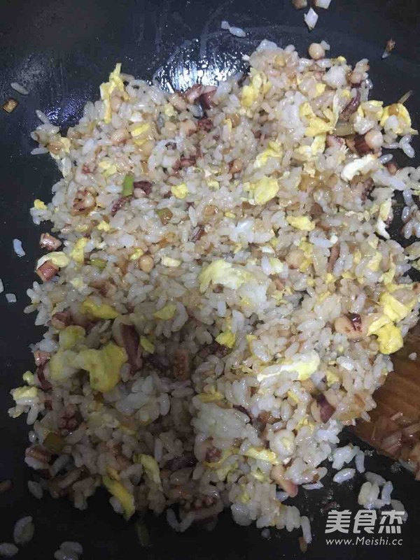 鱿鱼包饭的做法