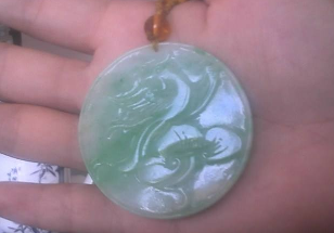 翡翠鉴别最简单最直接的方法