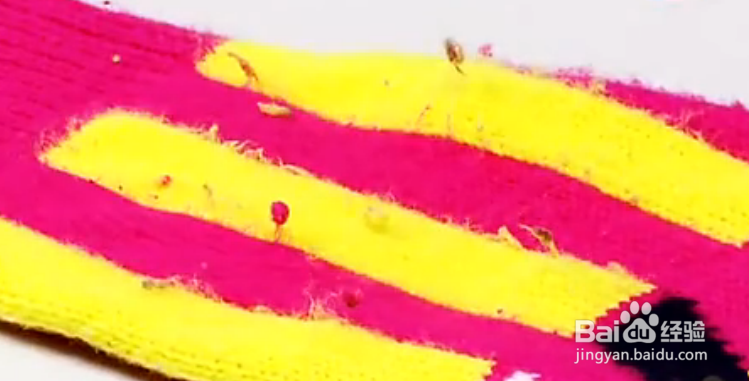 如何去除毛衣上的球球