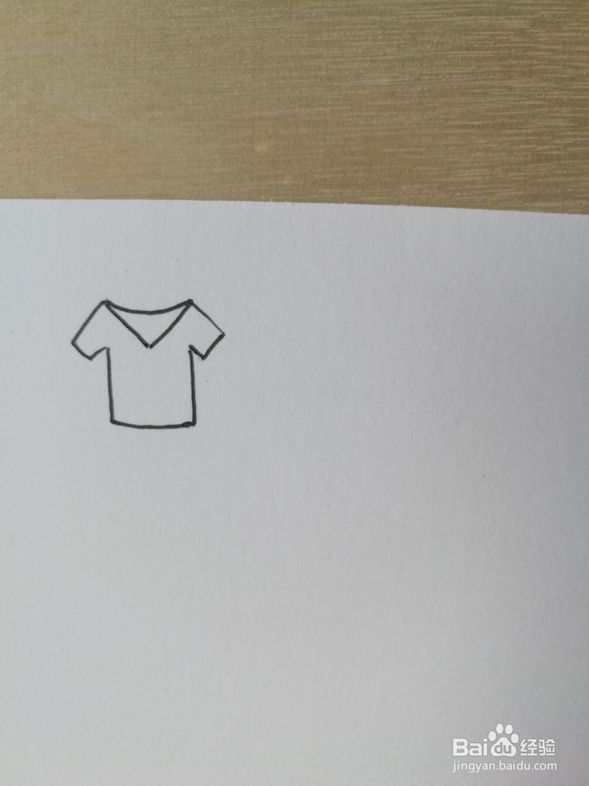 衣服的简笔画之画法十二