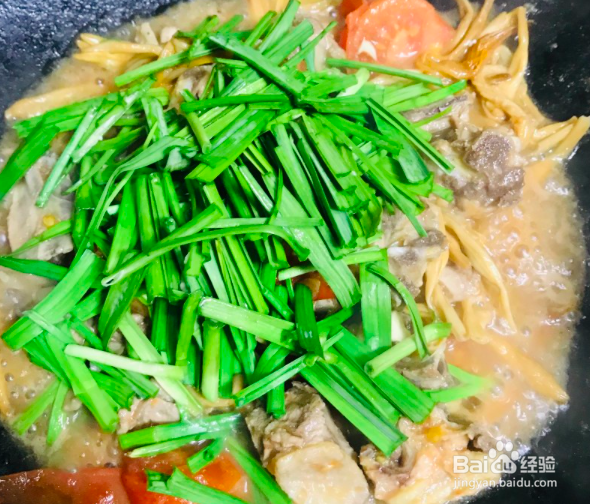 黄花菜烧鸡的做法