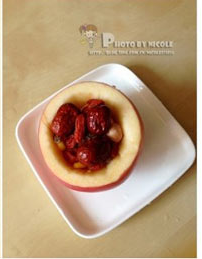 润肺止咳的桂花枸杞酿苹果