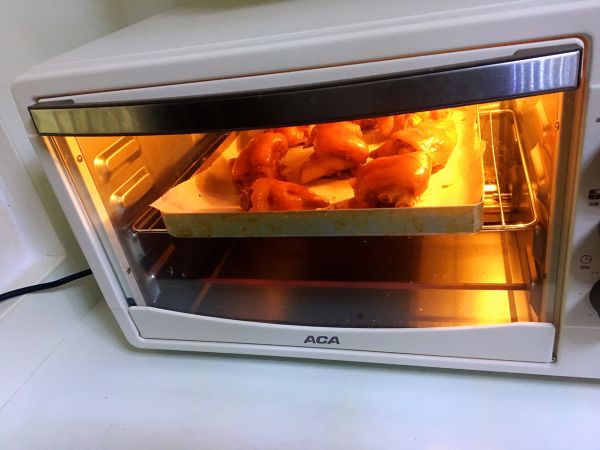 韩式辣酱烤猪手