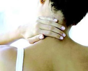 哪些不良的生活习惯会诱发颈椎病?