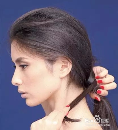 女孩子头发长了,怎么梳好看呢