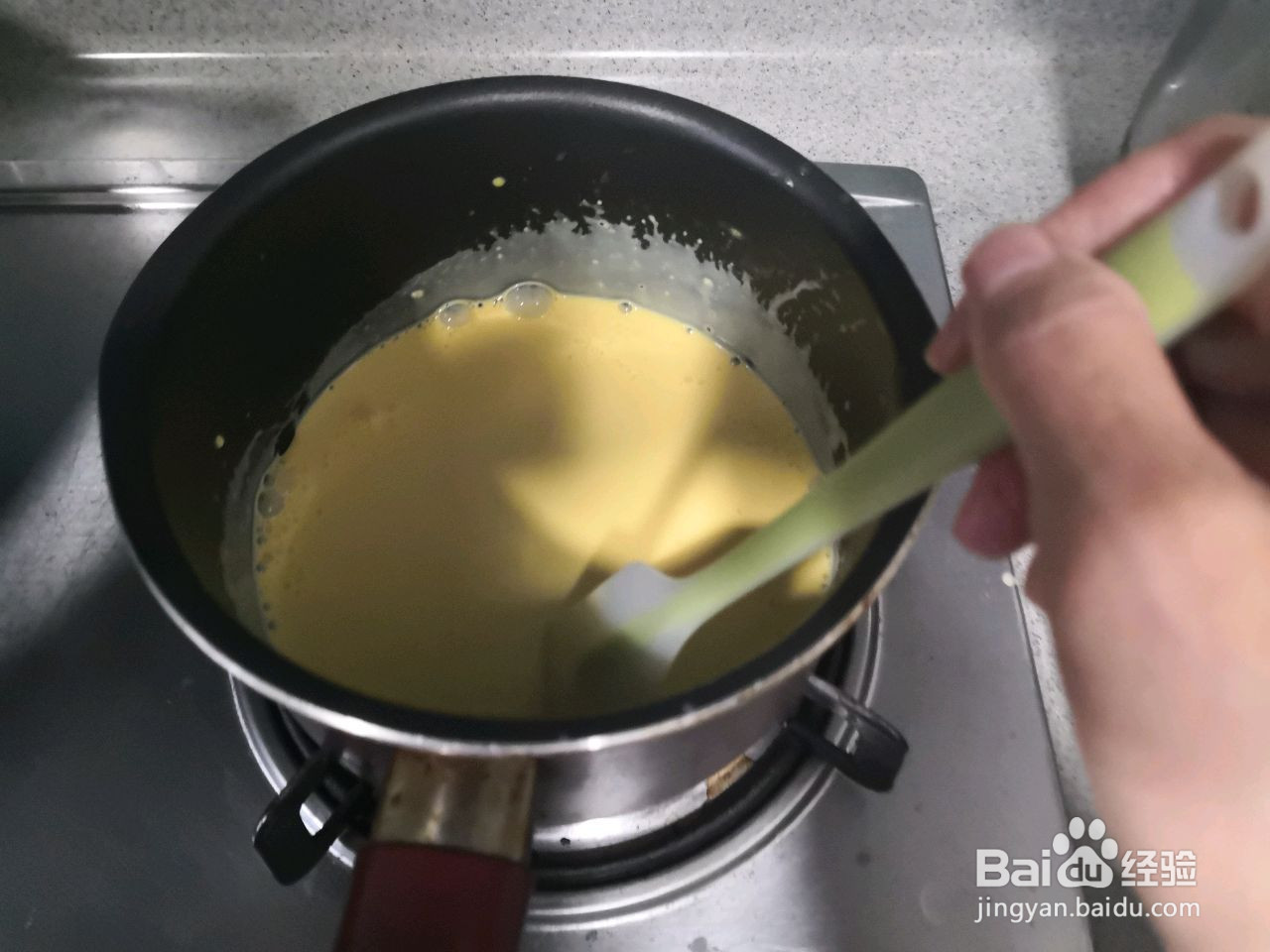 冰淇淋甜筒的做法