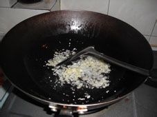 美食助眠小菜——香芹彩椒爆牛肉