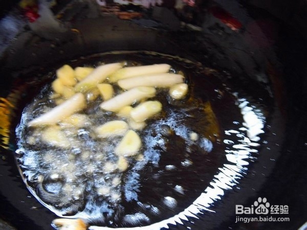 家常三蔬小炒蛋的做法