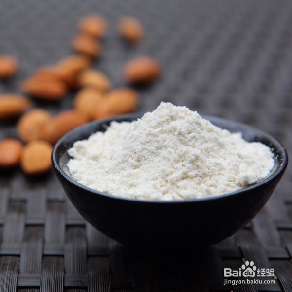 做面包、蛋糕、饼干需要什么食材呢?