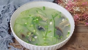 养生食补黄瓜皮蛋汤的做法