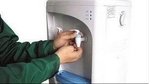 家用饮水机如何清洗水垢