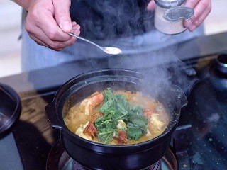 咖喱鲜虾粉丝煲怎么做?