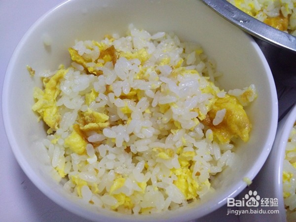 鸡蛋炒米饭家庭制作