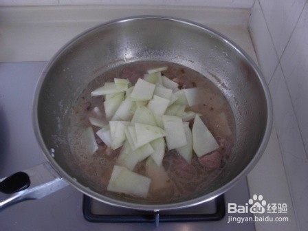 冬瓜排骨汤的做法