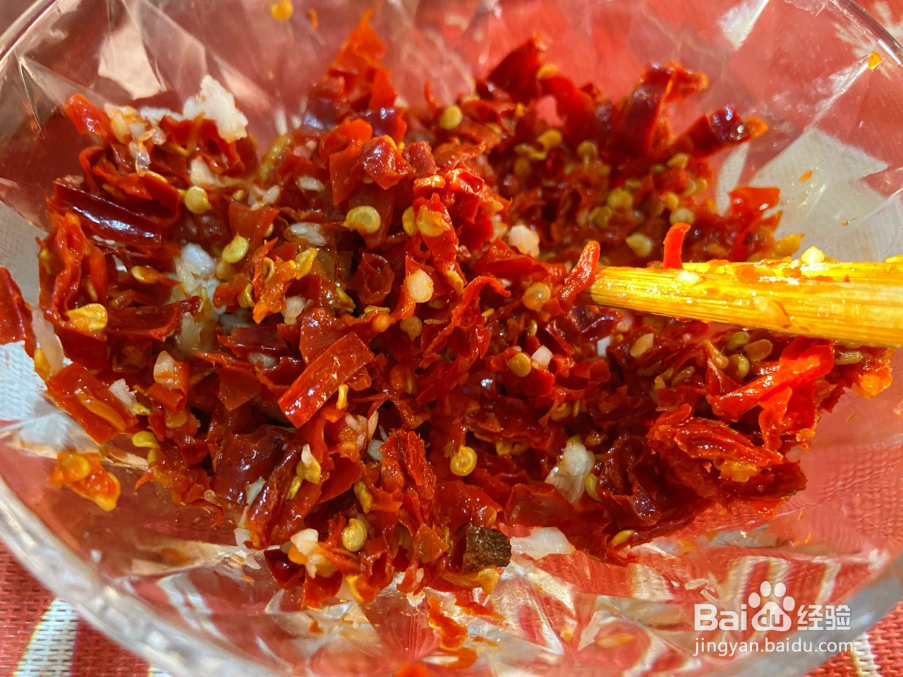 笋丁牛肉酱的做法