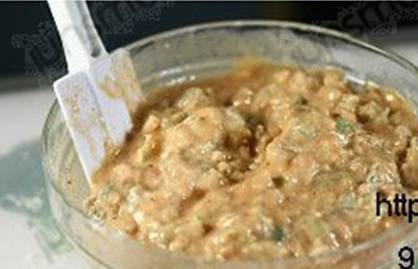 怎样在家中自制美味的意式比萨蛋糕