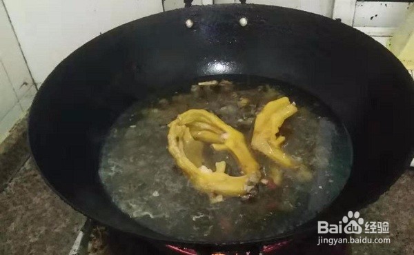 田螺鸭脚煲怎么煮