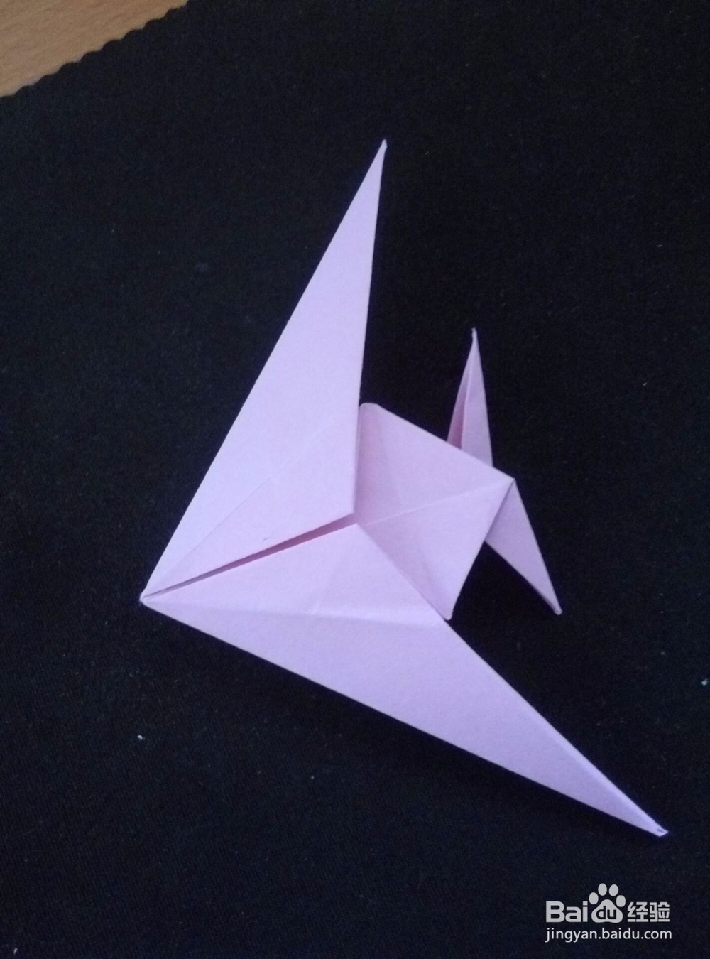 如何快速折出一只小金鱼