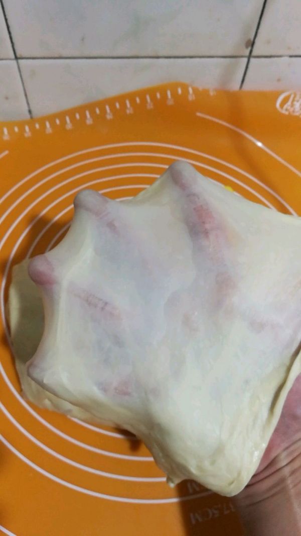 丑萌兔豆沙面包