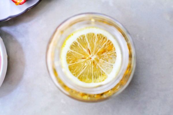 百香果柠檬蜂蜜水