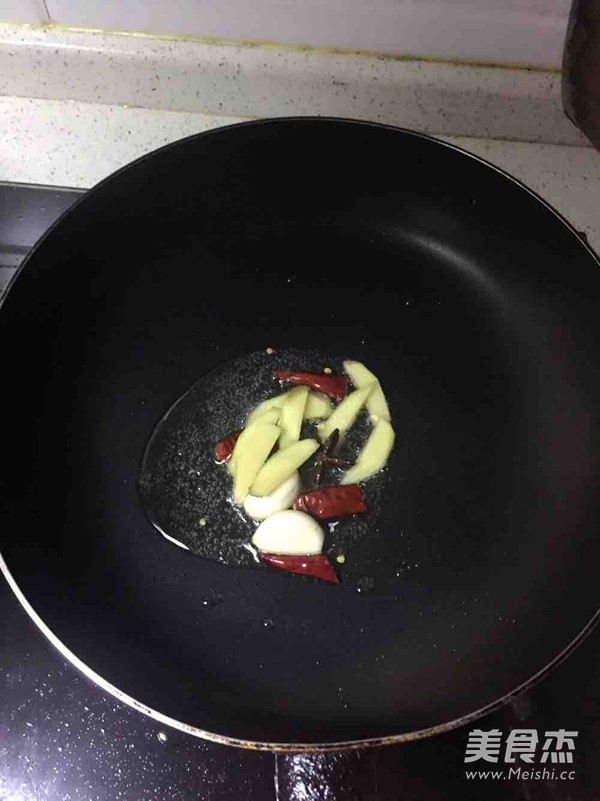 红烧鸡爪的做法