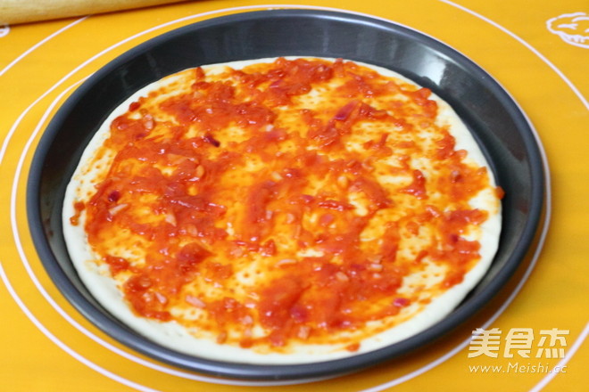 馅料十足的海鲜披萨