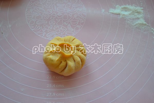 南瓜榨菜肉丝包