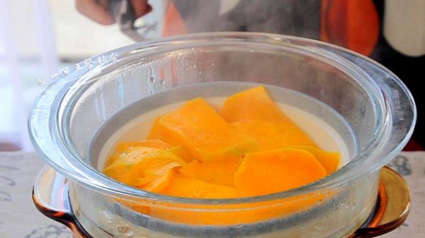 南瓜炖海鲜豆腐